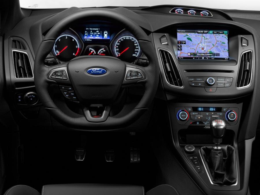  Ford Focus ST 2014 года  (фото 44 из 60)